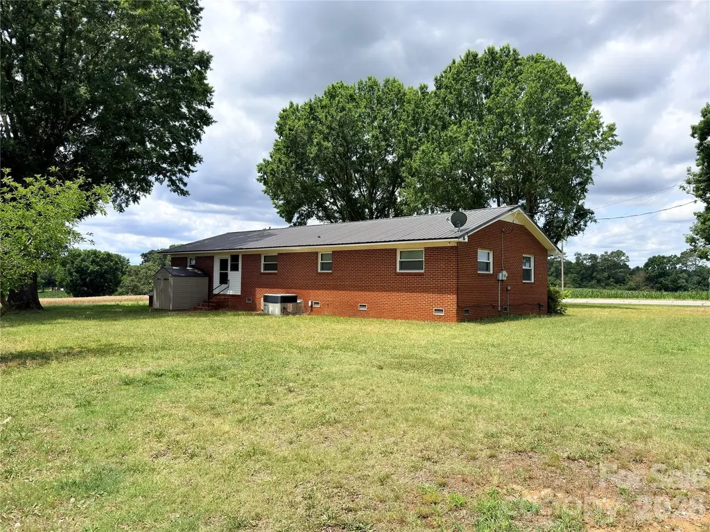 2629 Upper White Store Road Peachland NC 28133