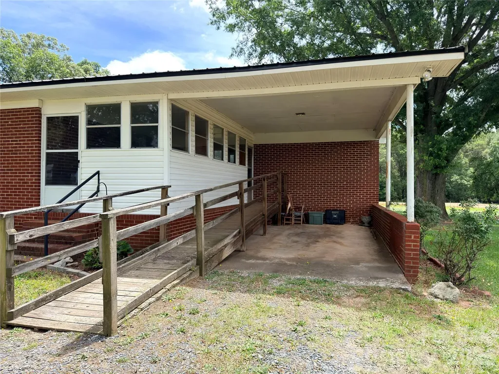 2629 Upper White Store Road Peachland NC 28133