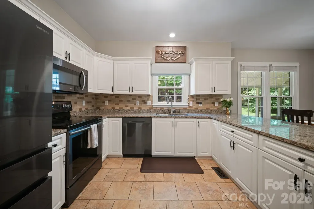 237 Windsor Forest Circle Fletcher NC 28732