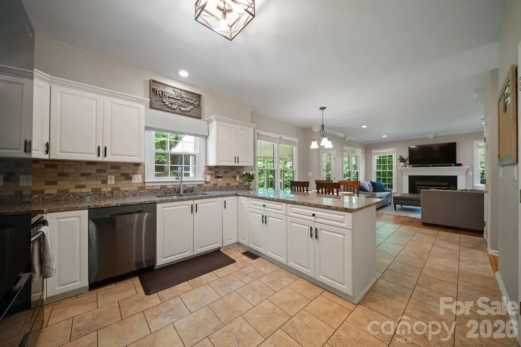 237 Windsor Forest Circle Fletcher NC 28732