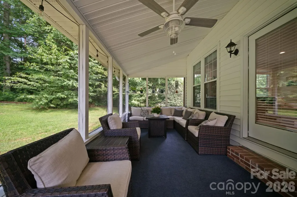 237 Windsor Forest Circle Fletcher NC 28732