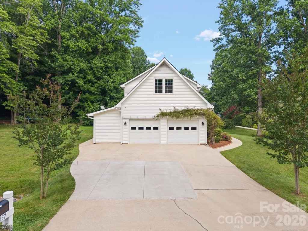 237 Windsor Forest Circle Fletcher NC 28732