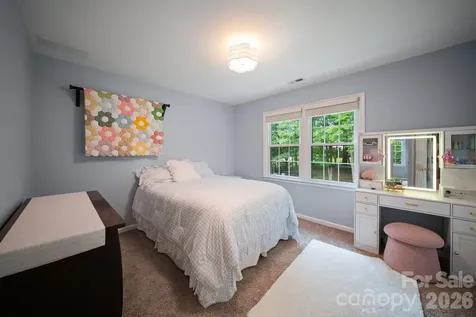 237 Windsor Forest Circle Fletcher NC 28732