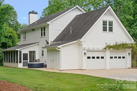 237 Windsor Forest Circle Fletcher NC 28732