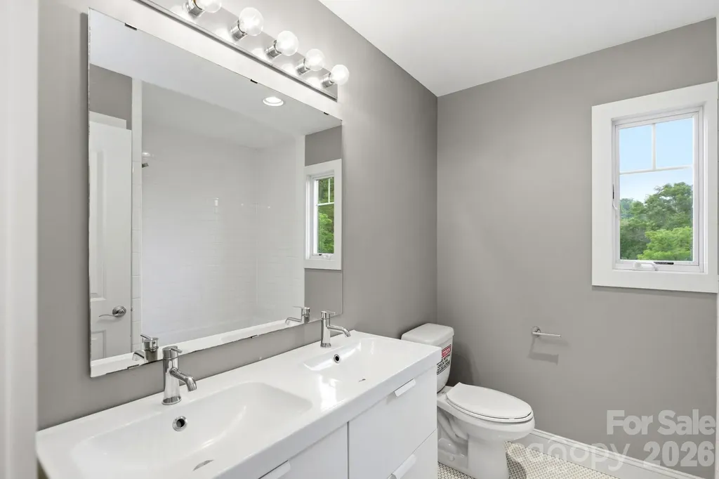 45 Barebridge Hills Drive Asheville NC 28804