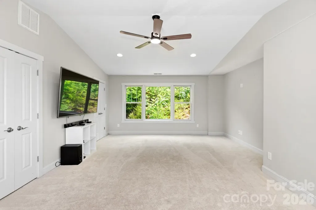 45 Barebridge Hills Drive Asheville NC 28804