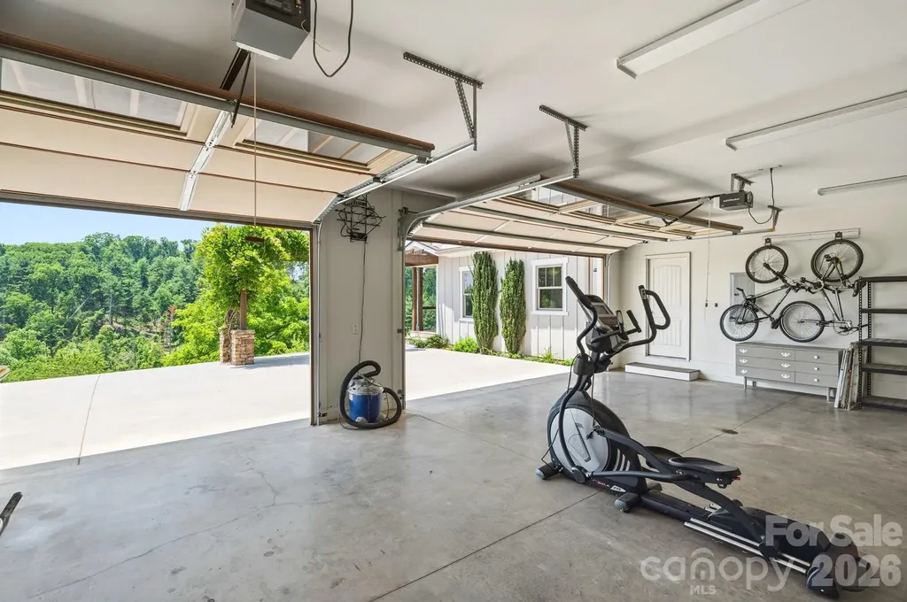 45 Barebridge Hills Drive Asheville NC 28804