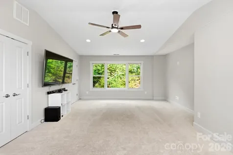 45 Barebridge Hills Drive Asheville NC 28804