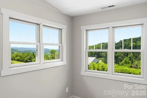 45 Barebridge Hills Drive Asheville NC 28804