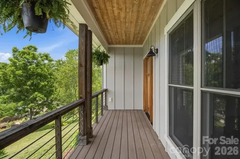 45 Barebridge Hills Drive Asheville NC 28804