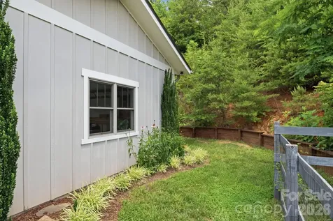 45 Barebridge Hills Drive Asheville NC 28804