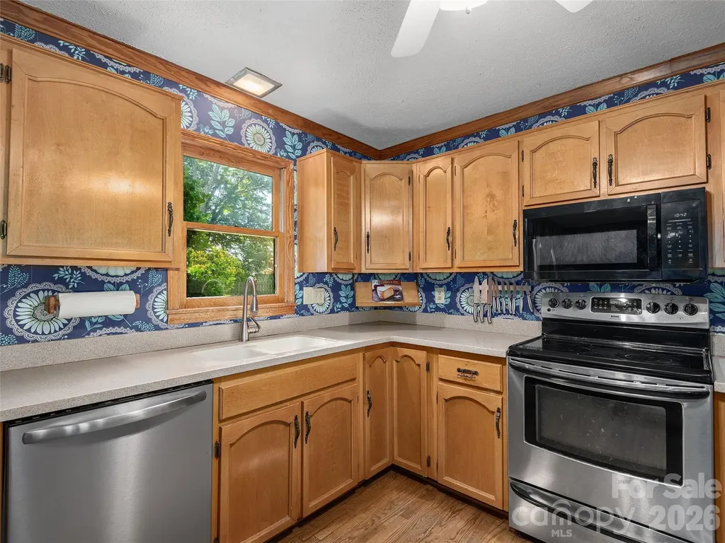 3 Carolewood Drive Horse Shoe NC 28742