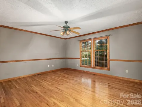 3 Carolewood Drive Horse Shoe NC 28742