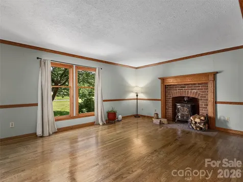 3 Carolewood Drive Horse Shoe NC 28742