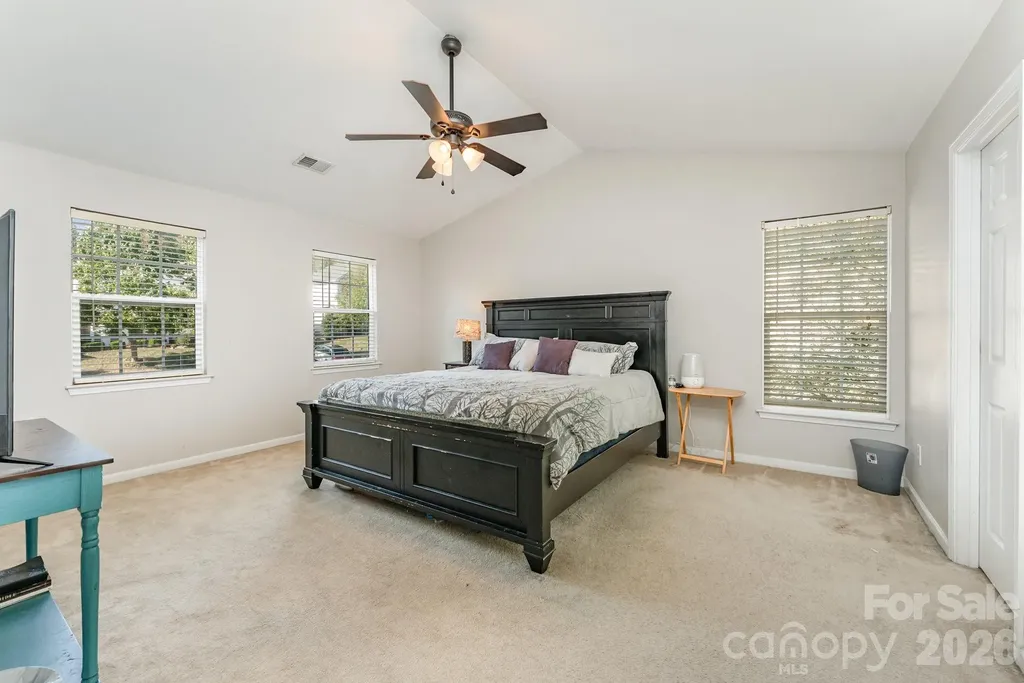 9824 Dauphine Drive Charlotte NC 28216