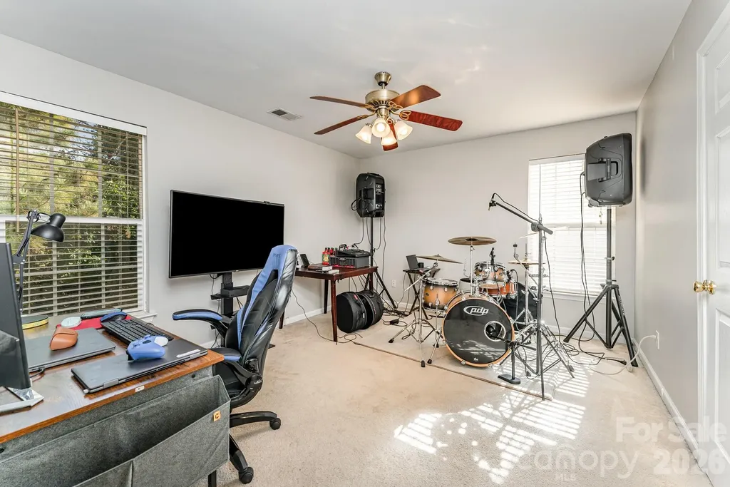 9824 Dauphine Drive Charlotte NC 28216