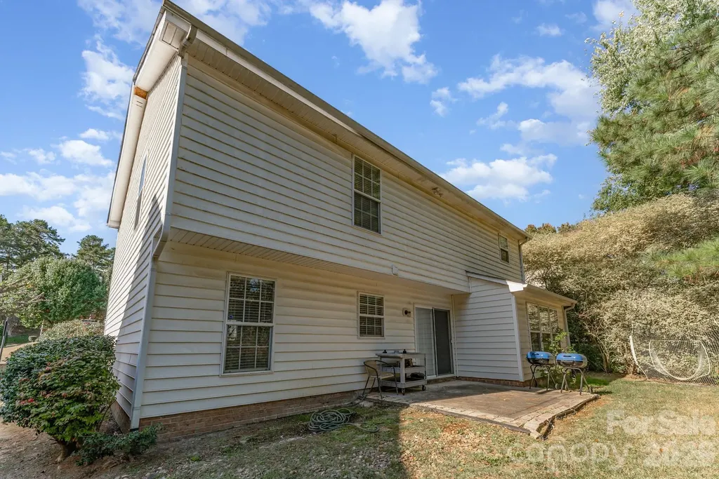 9824 Dauphine Drive Charlotte NC 28216