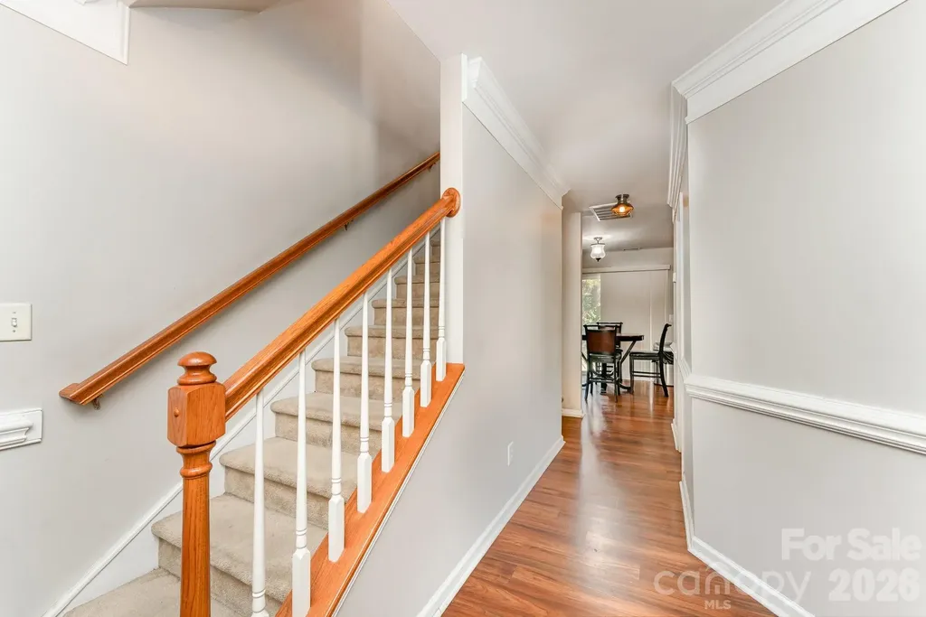 9824 Dauphine Drive Charlotte NC 28216