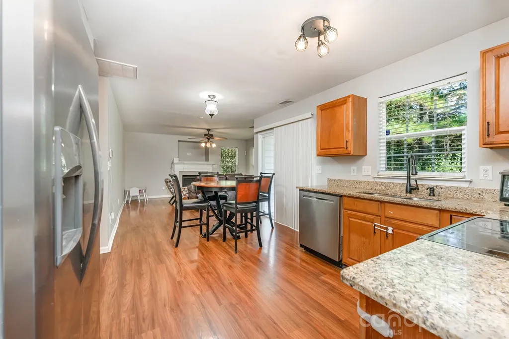 9824 Dauphine Drive Charlotte NC 28216
