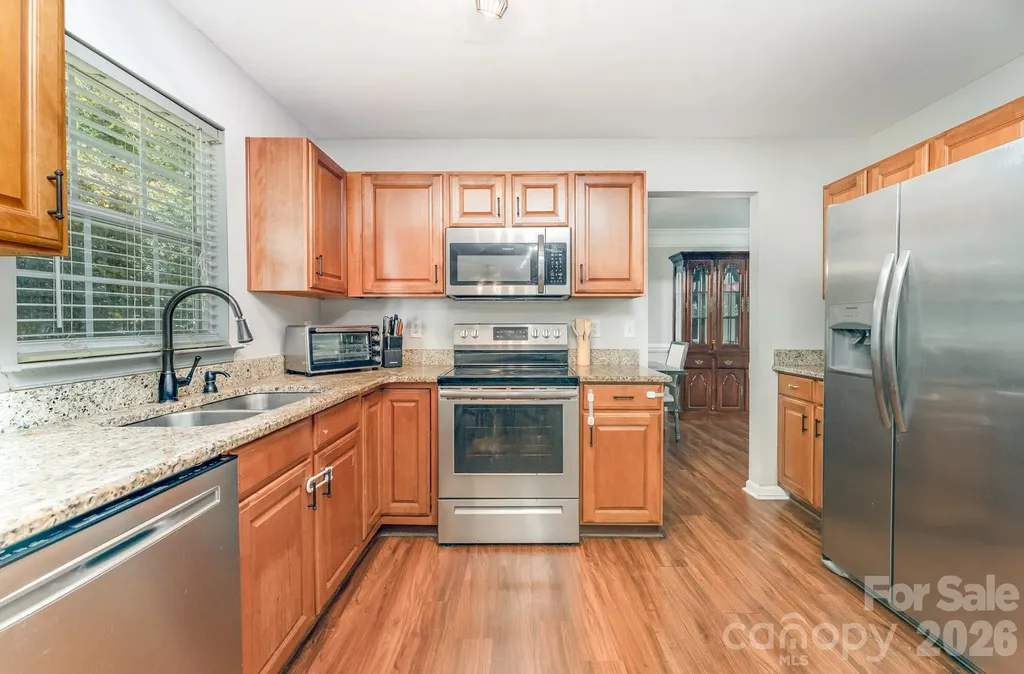 9824 Dauphine Drive Charlotte NC 28216