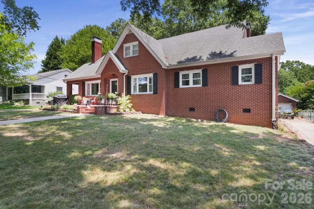526 5th Street N Albemarle NC 28001