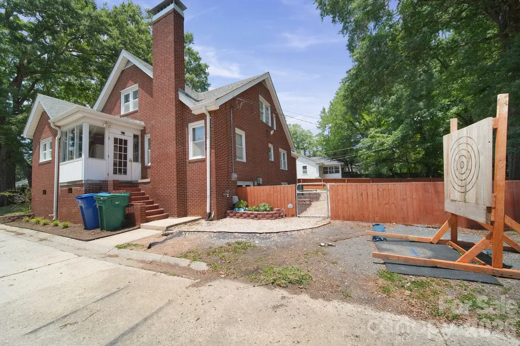 526 5th Street N Albemarle NC 28001