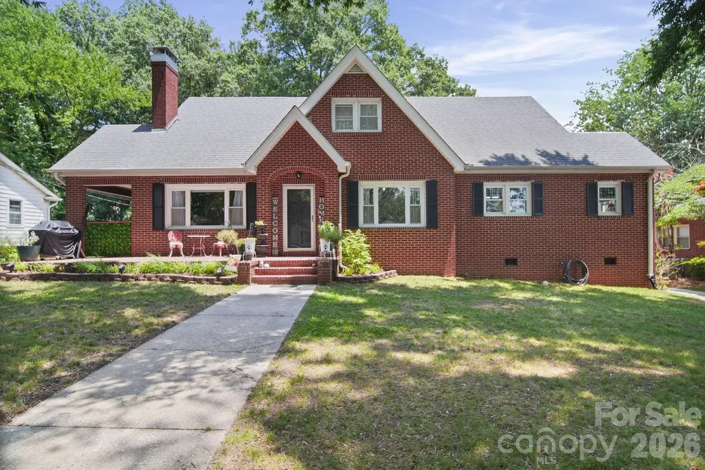 526 5th Street N Albemarle NC 28001
