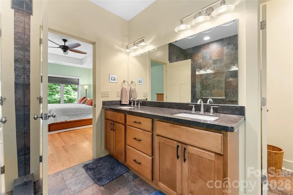45 Sunset Drive Swannanoa NC 28778