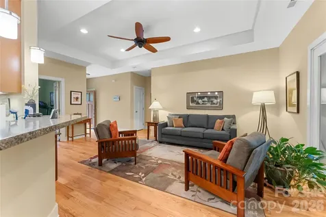 45 Sunset Drive Swannanoa NC 28778