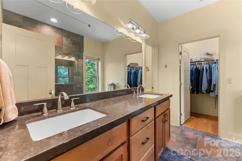 45 Sunset Drive Swannanoa NC 28778