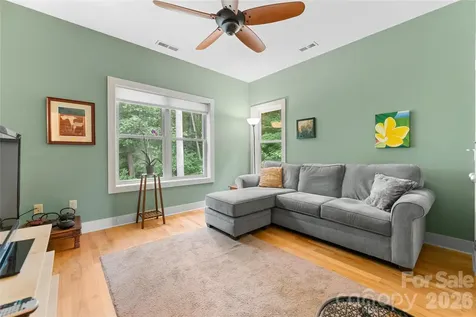 45 Sunset Drive Swannanoa NC 28778
