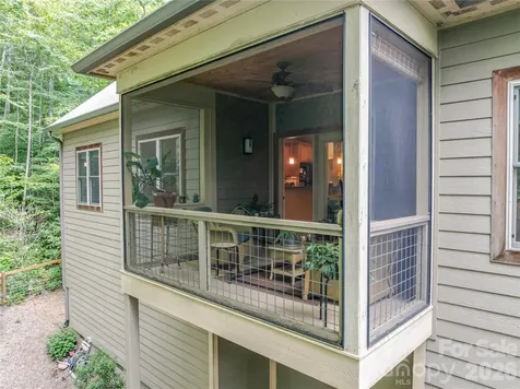45 Sunset Drive Swannanoa NC 28778