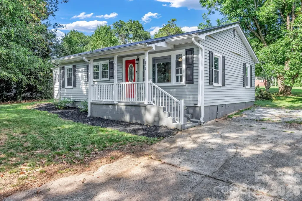 137 J E Morrow Street Forest City NC 28043