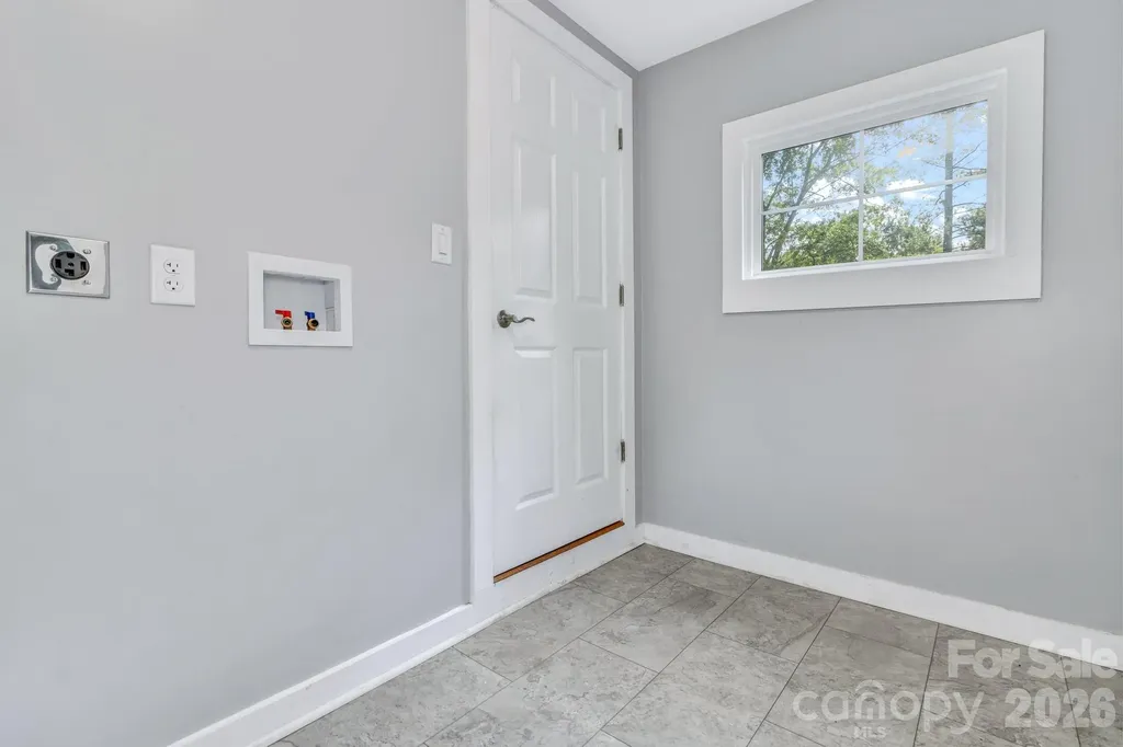 137 J E Morrow Street Forest City NC 28043