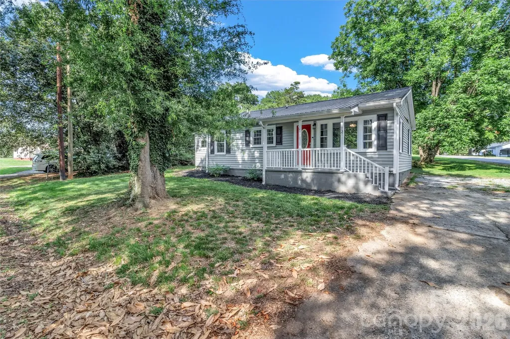 137 J E Morrow Street Forest City NC 28043