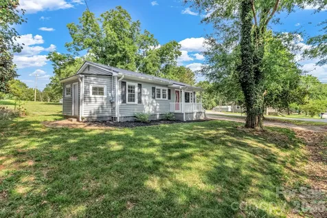 137 J E Morrow Street Forest City NC 28043