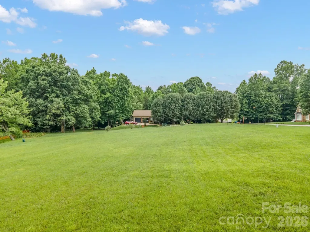 1147 Creekside Drive Conover NC 28613