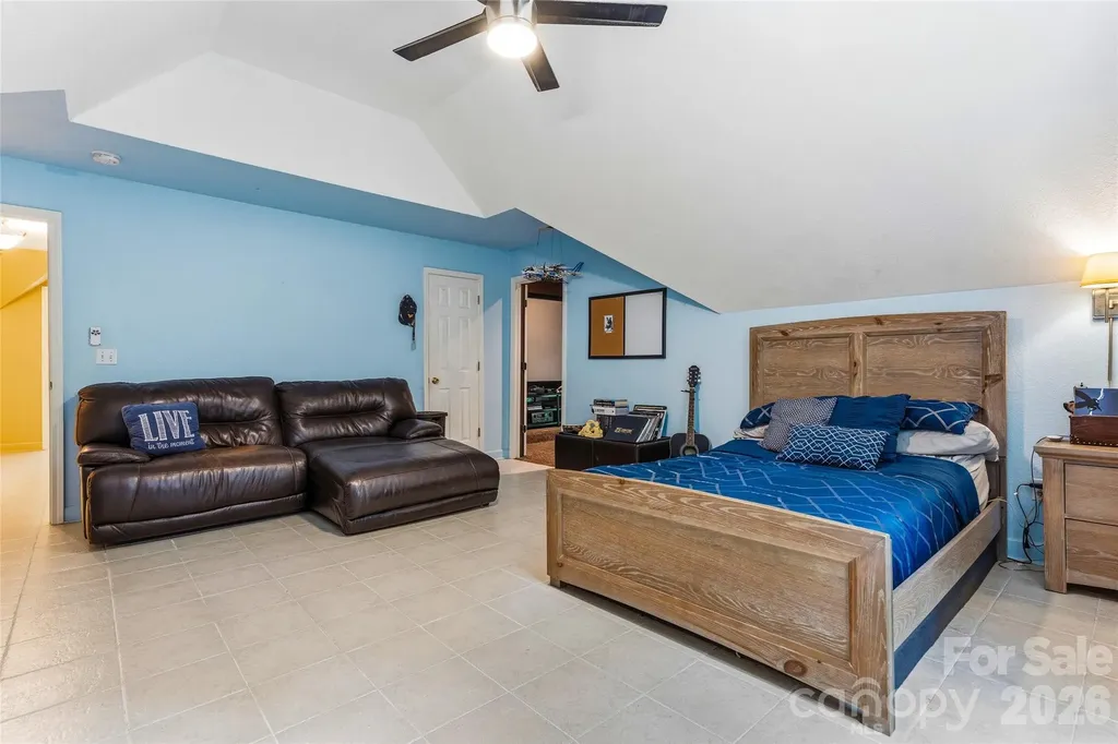 61 Scroops Drive Swannanoa NC 28778