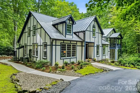 61 Scroops Drive Swannanoa NC 28778