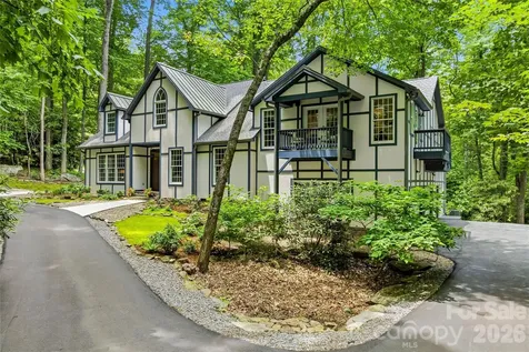 61 Scroops Drive Swannanoa NC 28778