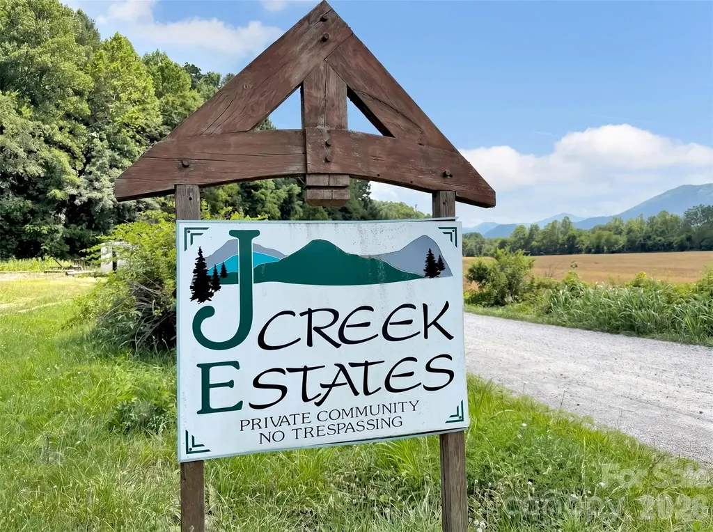 372 Shady Ridge Road Waynesville NC 28785