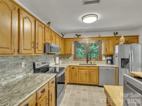 372 Shady Ridge Road Waynesville NC 28785