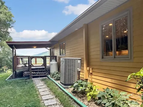 372 Shady Ridge Road Waynesville NC 28785