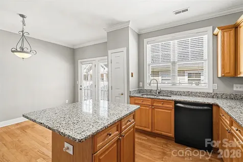 1106 Davant Lane Charlotte NC 28209