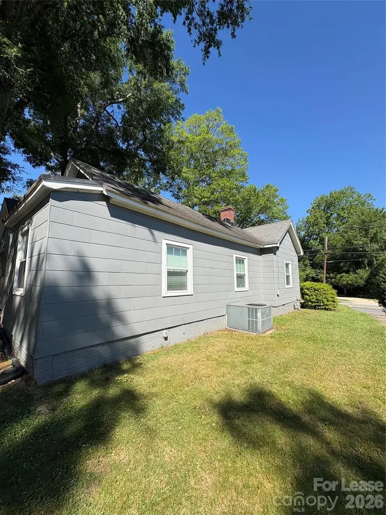 116 Cabarrus Avenue E Concord NC 28025