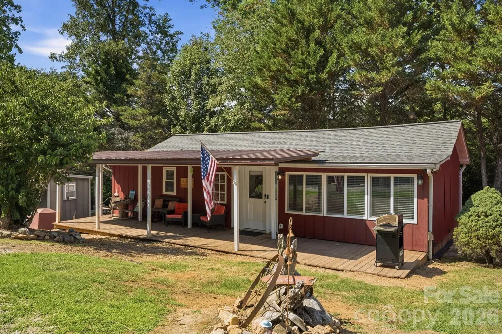 7511 Virginia Ridge Connelly Springs NC 28612