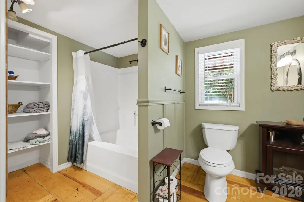 7511 Virginia Ridge Connelly Springs NC 28612