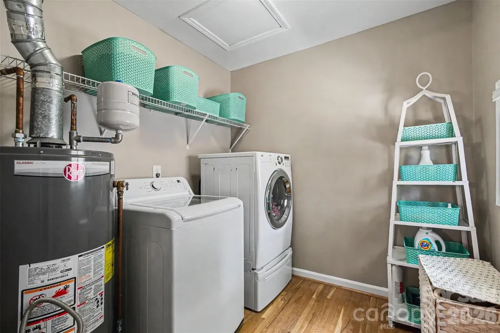 3841 Stokes Avenue Charlotte NC 28210