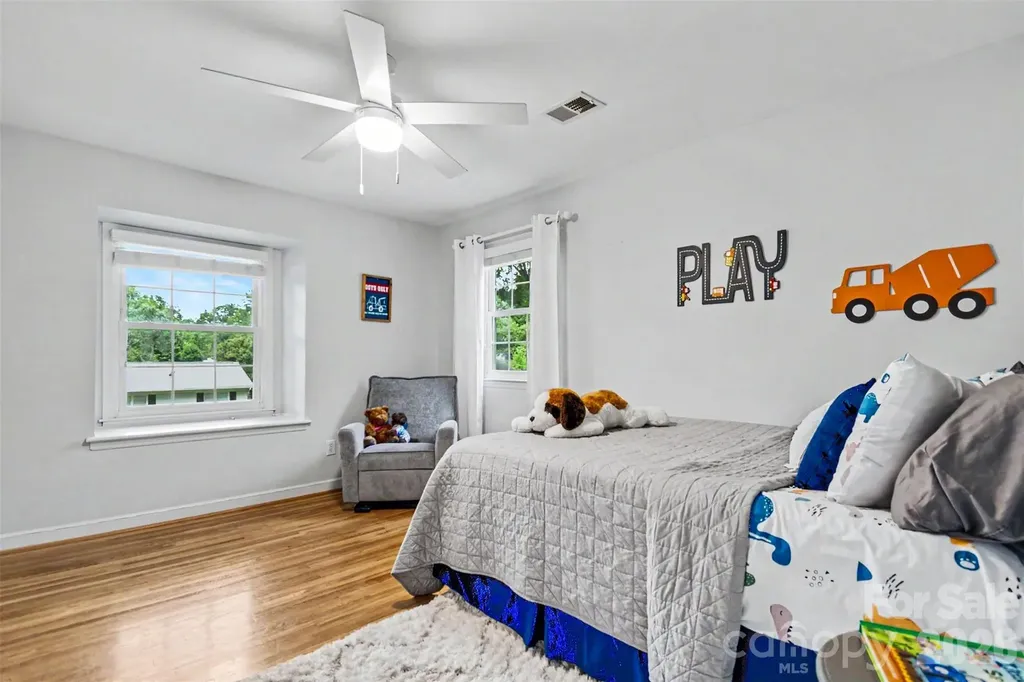 3841 Stokes Avenue Charlotte NC 28210