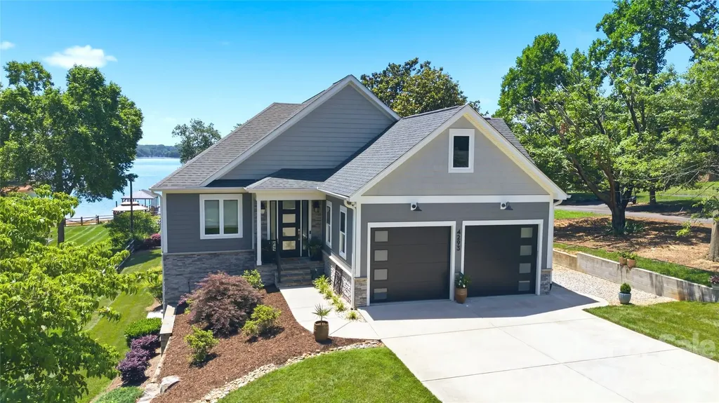 4293 Harbor Lane Sherrills Ford NC 28673